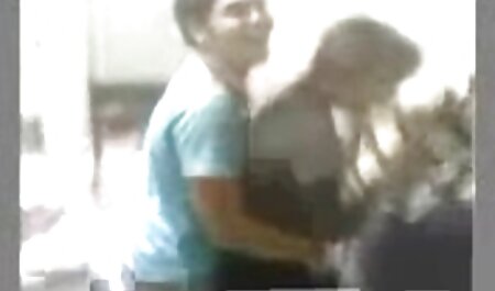 Sie verbringt deutsche pornoclips kostenlos die späten Nächte mit ihrer lesbischen Sekretärin