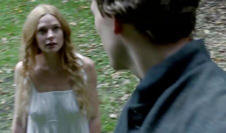 Frau gratis inzest pornofilme masturbiert in der Halle eines Hotels !!